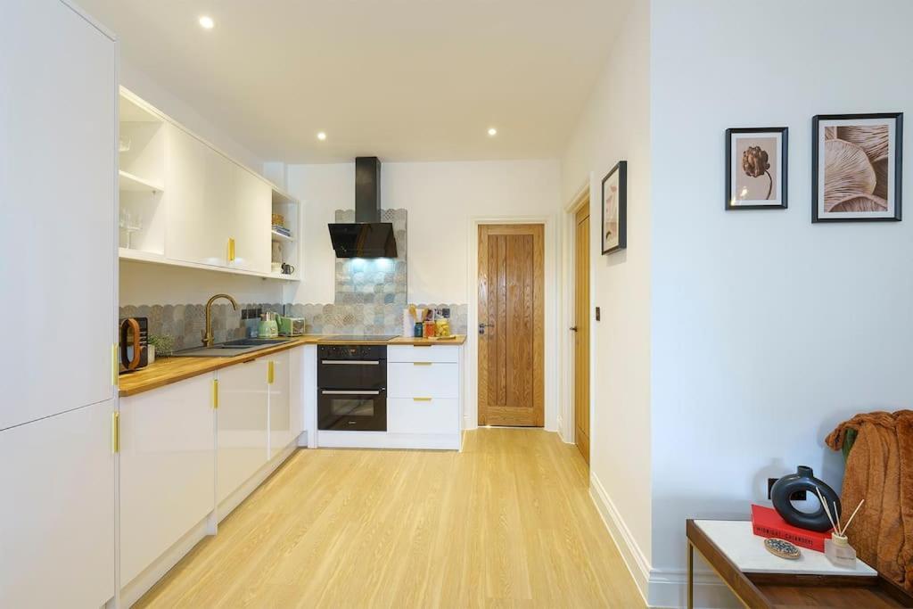Bressingham - 2 Bedroom Luxury Apartment By Mint Stays Bristol Exterior foto